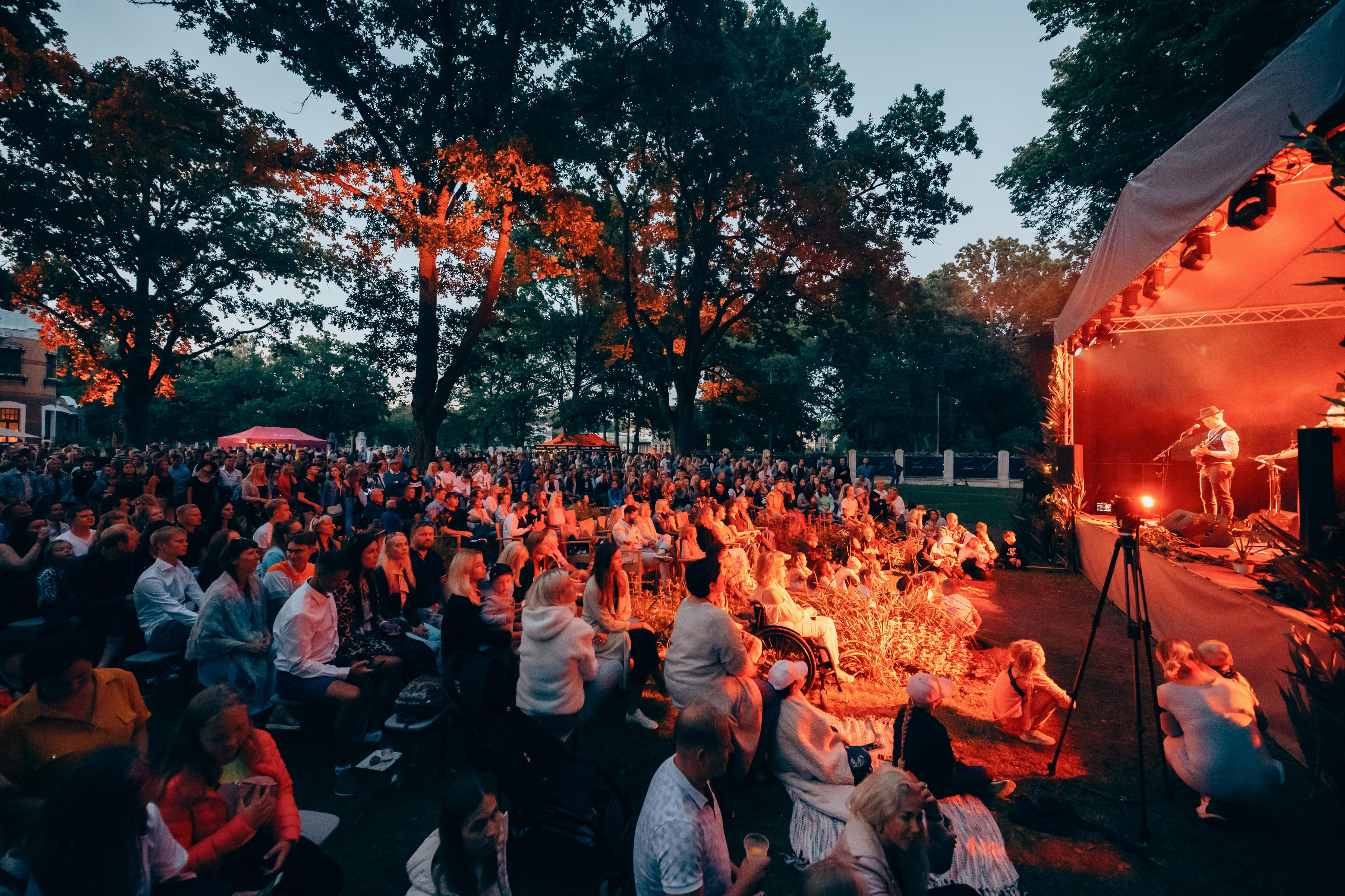 Villa Ammende Restaurant And Hotel Pärnu Exterior foto The 2019 edition of the festival